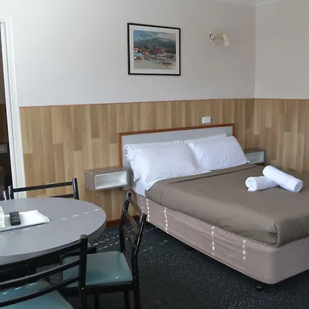 Hobart Tower Motel-2