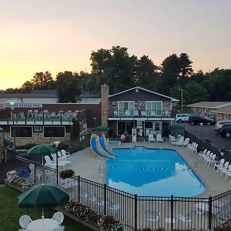 Black Hawk Motel & Suites-2