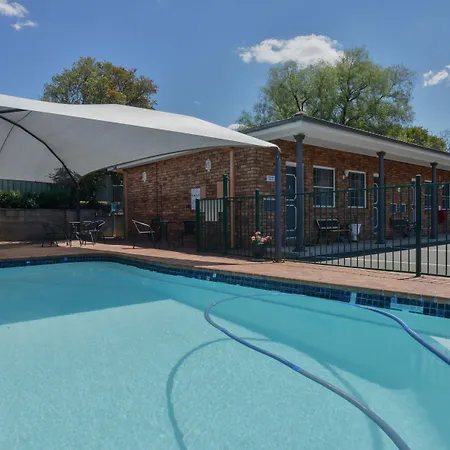 Cadman Motor Inn And Apartments-2