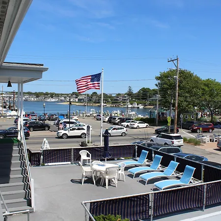 Hyannis Holiday Motel-3