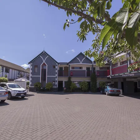 Amross Court-3