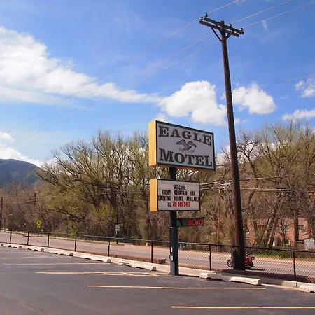 Eagle Motel-2