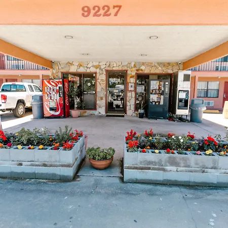 Summer Breeze Motel-2