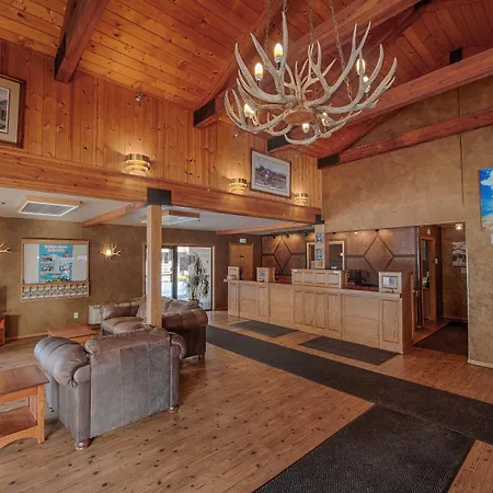 Brandin' Iron Inn-3