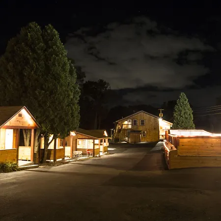King Hendrick Motel And Suites-3