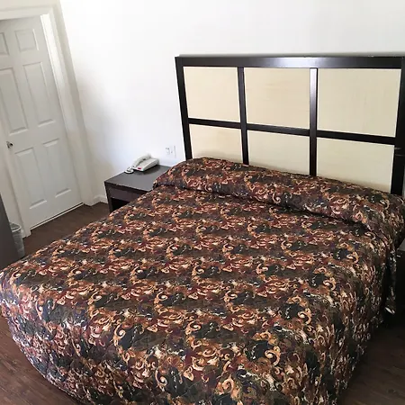 Roswell Inn-2