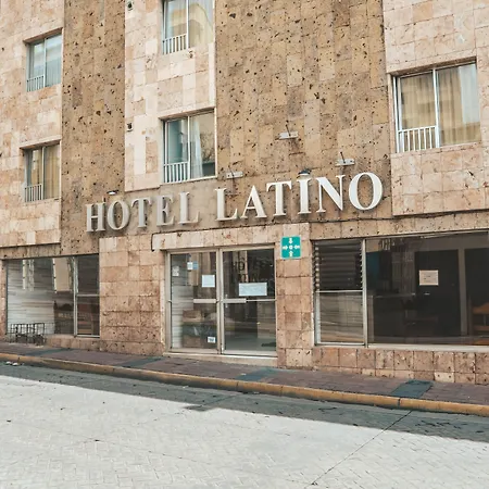Hotel Latino-3