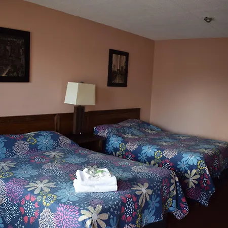 Falls Inn Near Casino Niagara By Oyo-2