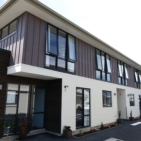Achilles Motel-2