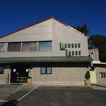 Linwood Lodge Motel-3