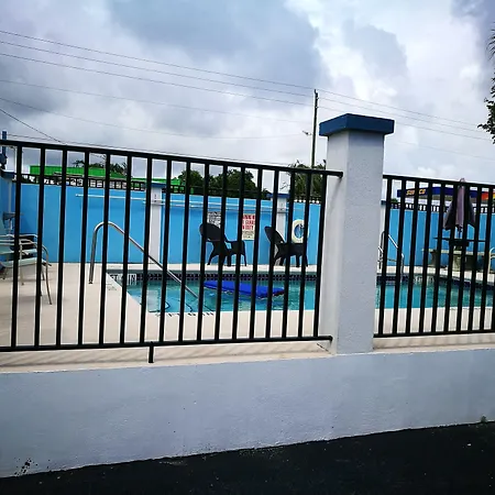 Merida Inn & Suites-3