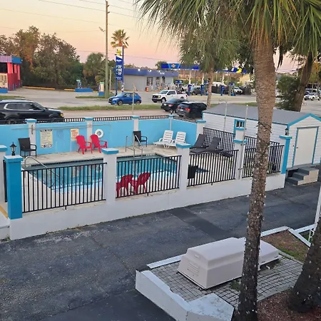 Merida Inn & Suites-2