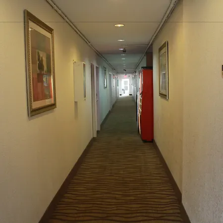Royal Inn-3