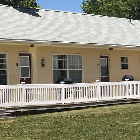 The Cavendish Motel-3