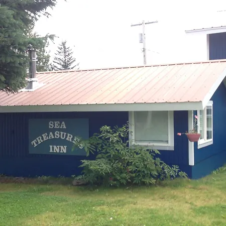 Sea Treasures Inn-2