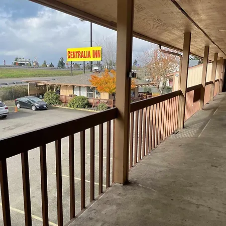 Centralia Inn-3
