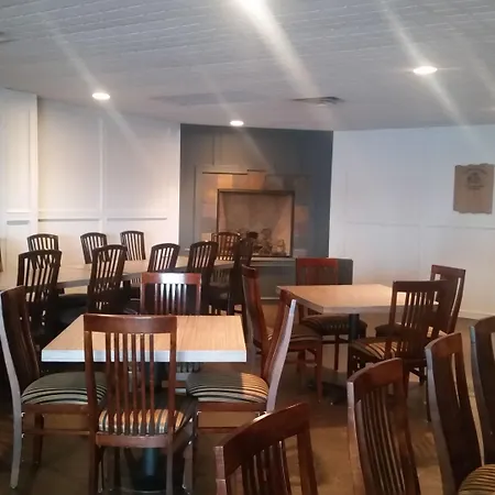 Riviera Motor Inn-2