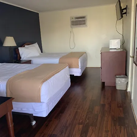 Sunset Inn (Adults Only)-3