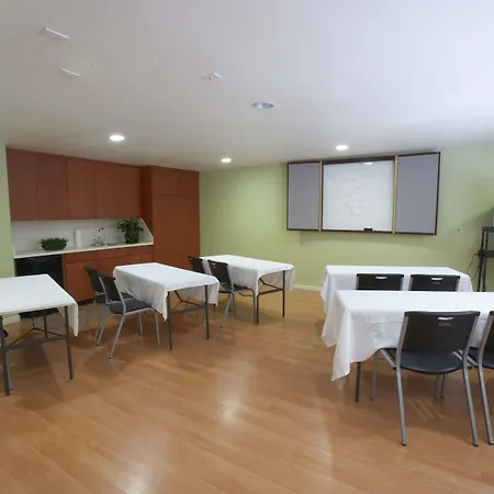 Premier Inns Tolleson-3