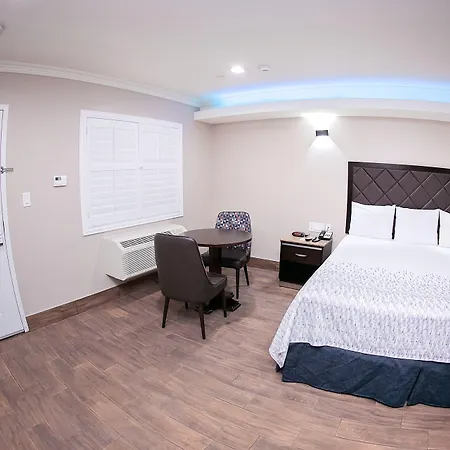 Diamond Bell Inn & Suites-3