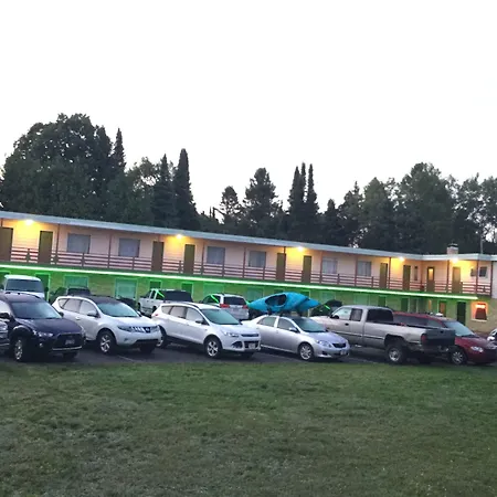 Cedars Motel-2