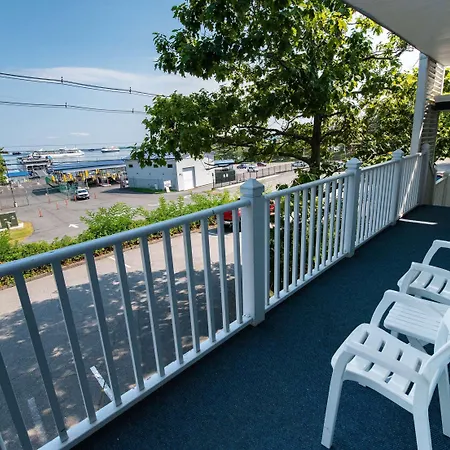 Days Inn By Wyndham Bar Harbor-2