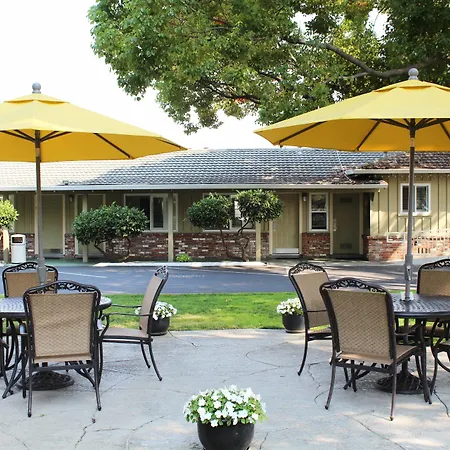 Country Inn Motel-2