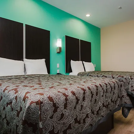 Crystal Inn - Willowbrook Mall-3