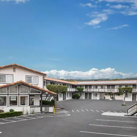Days Inn By Wyndham Monterey Downtown-3