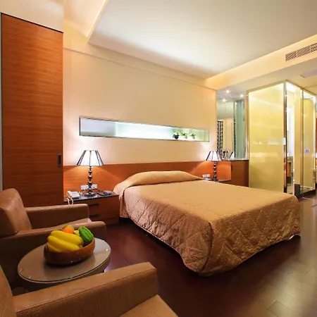 Spring Hotel-2