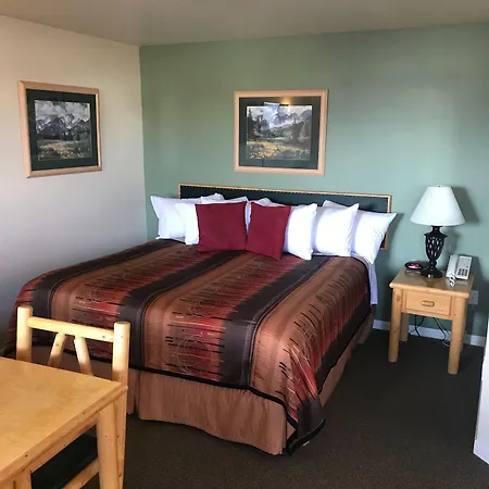 Green Gables Inn-2