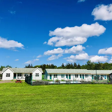 Anne Shirley Motel & Cottages-2