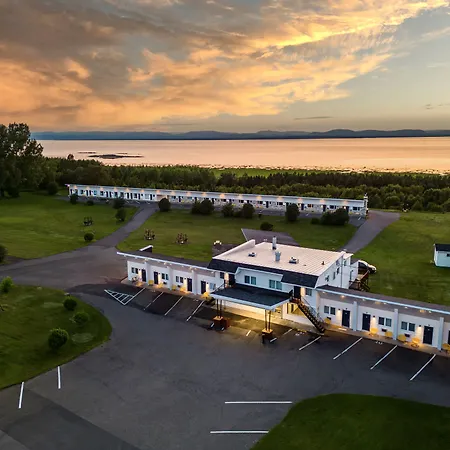 Le Fraser Motel-2