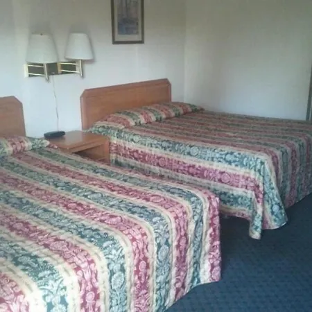 Aaron Motel-3