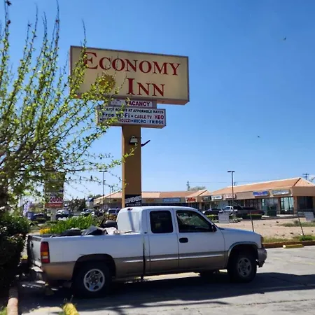 Economy Inn-3