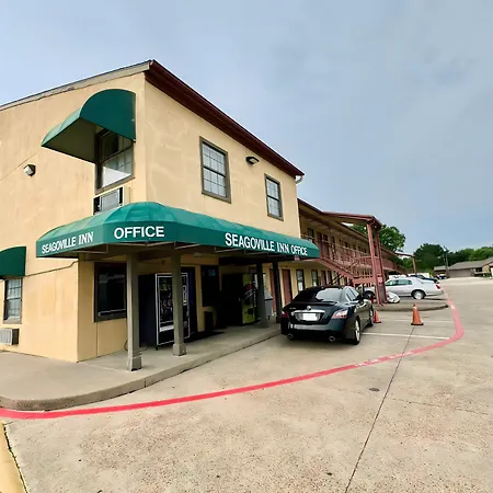 Seagoville Inn-2