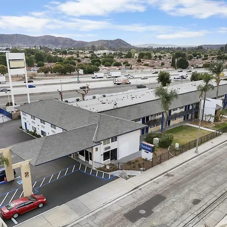 Travelodge By Wyndham Fairplex Pomona-2