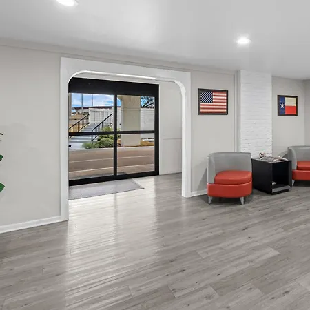 Americas Best Value Inn Austin-3