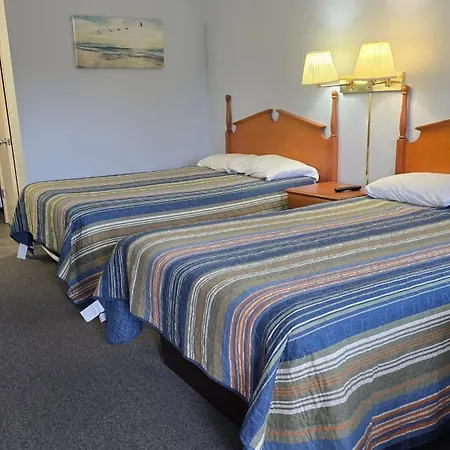 Lakeview Inn & Suites Okeechobee-3