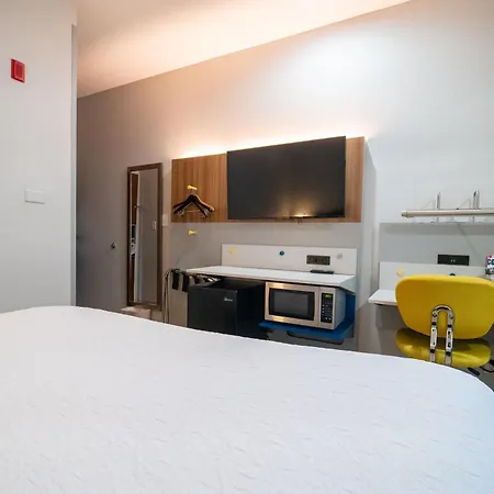 Microtel Inn & Suites By Wyndham Columbia-3