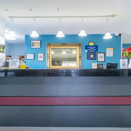 Days Inn By Wyndham Sioux City-2