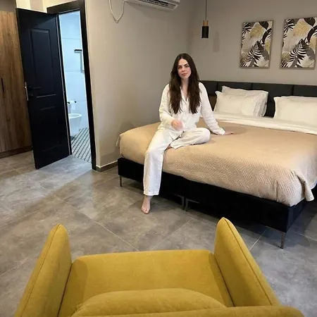 בוטיק רפאל Boutique Rafael-3