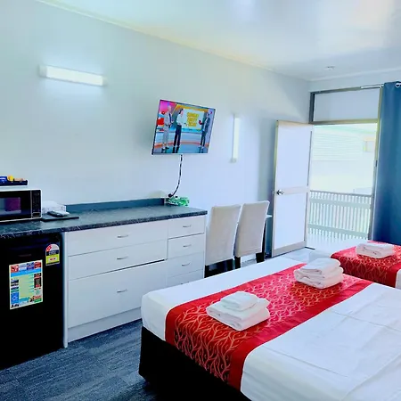 Tropical Gateway Motor Inn-3