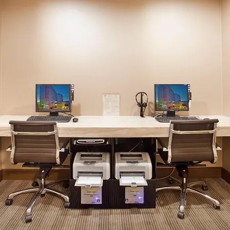 Holiday Inn Vancouver-Centre Broadway By Ihg-3