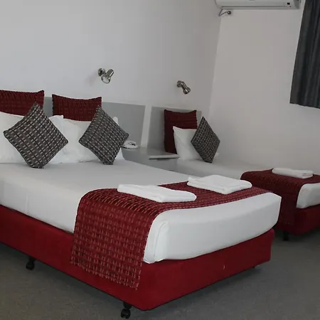 Hume Villa Motor Inn Under New Management-2