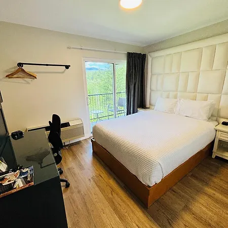 Hotel Civilia Lakeside By Civilia Golf Retreat-2