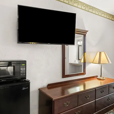 Americas Best Value Inn By Sonesta Pecos-2