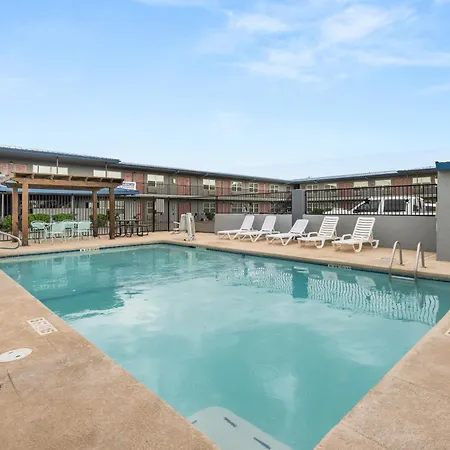 Americas Best Value Inn By Sonesta Pecos-3