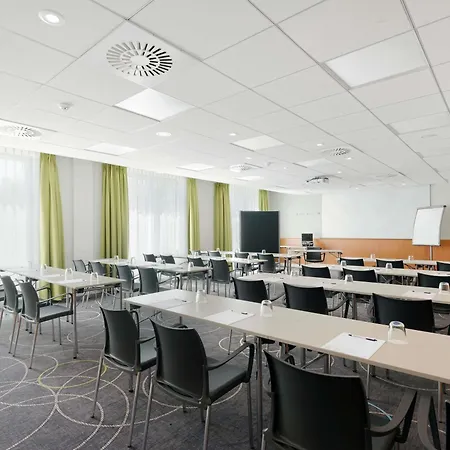 Novotel Berlin Mitte-3