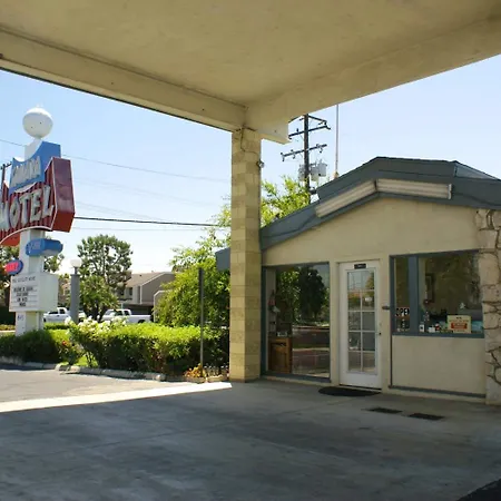 Sahara Motel-2